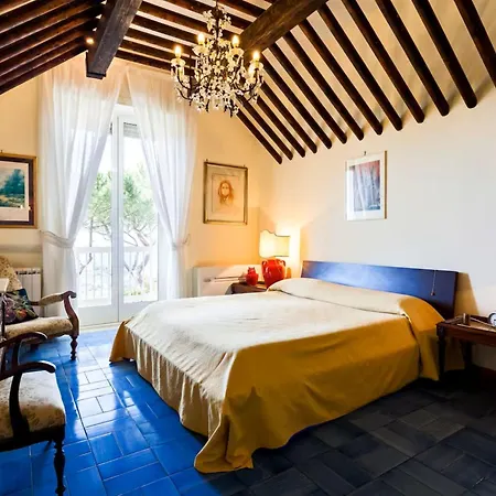 Sole Di Capri By Interhome *